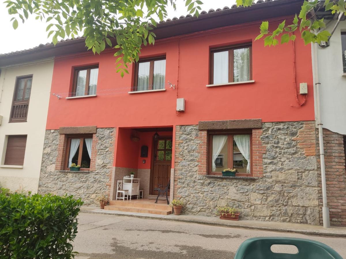 Casa La Cobaraza Vivienda Vacacional Llanes Exterior photo