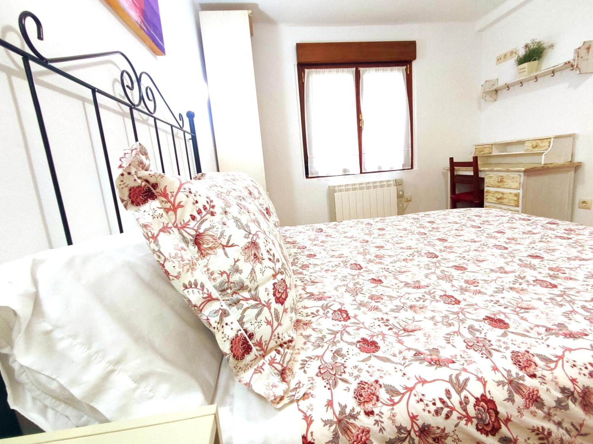 Casa La Cobaraza Vivienda Vacacional Llanes Exterior photo